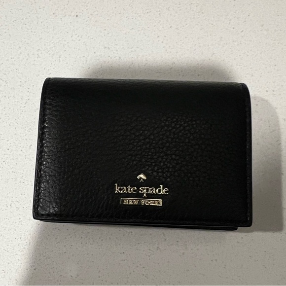 Kate Spade Blake Street Dots Annabella Leather Wallet - Picture 1 of 6